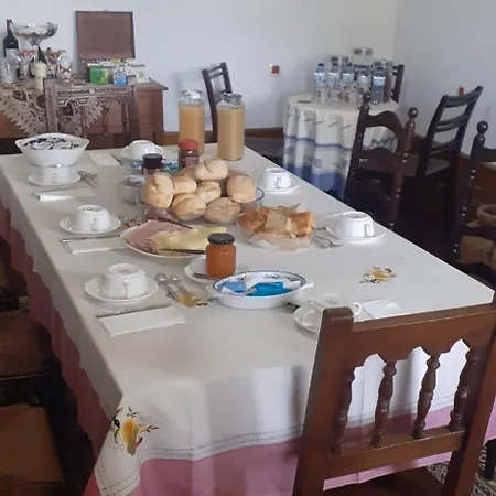 Solar Dos Araujo Coutinho - Casa Dos Cavaleiros - Turismo Habitacao * Vila da Ponte