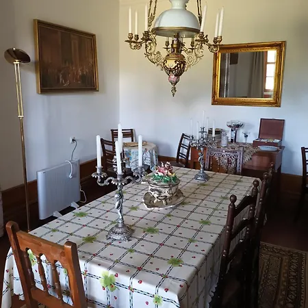 Solar Dos Araujo Coutinho - Casa Dos Cavaleiros - Turismo Habitacao Homestay *