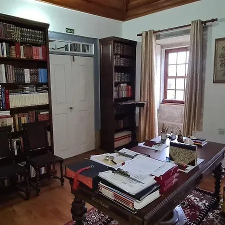 Solar Dos Araujo Coutinho - Casa Dos Cavaleiros - Turismo Habitacao Vila da Ponte