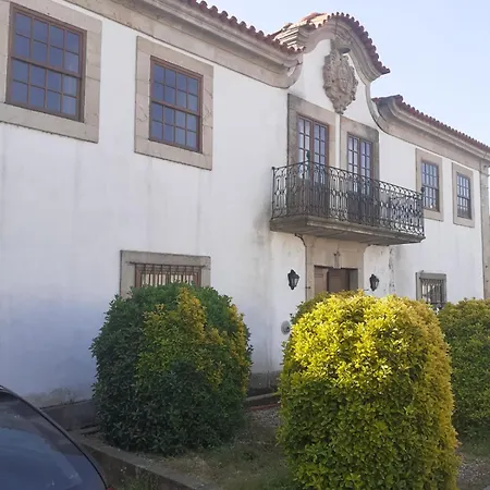 Solar Dos Araujo Coutinho - Casa Dos Cavaleiros - Turismo Habitacao Homestay